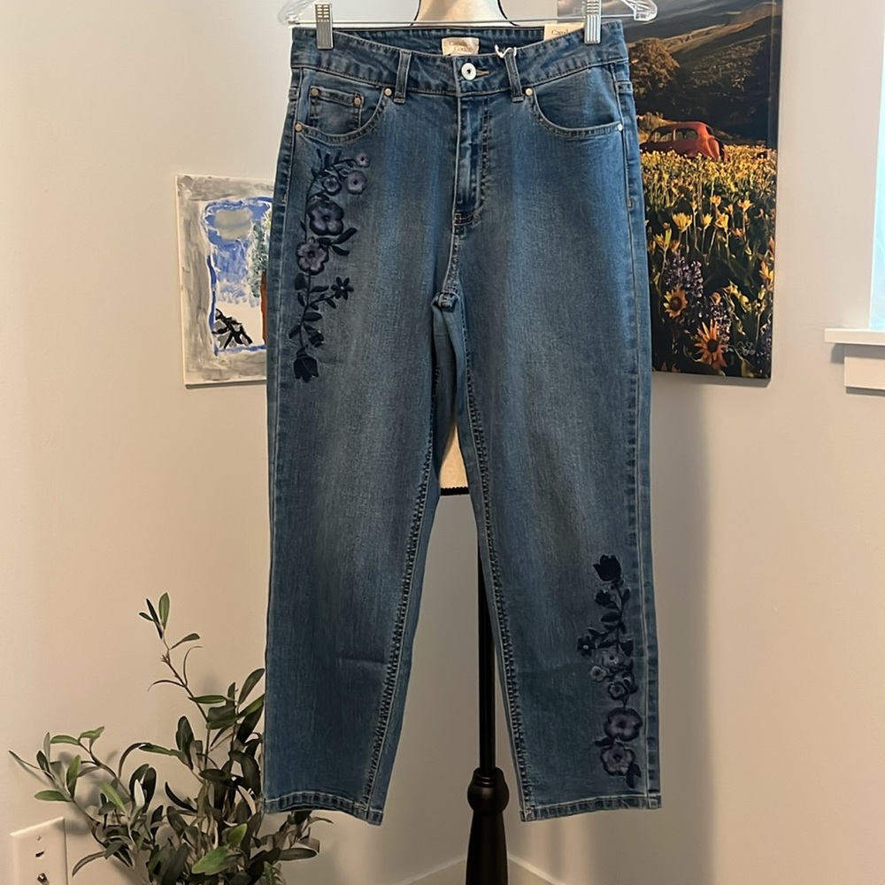 NWT Camila Coelho Embroidered Ankle Jeans